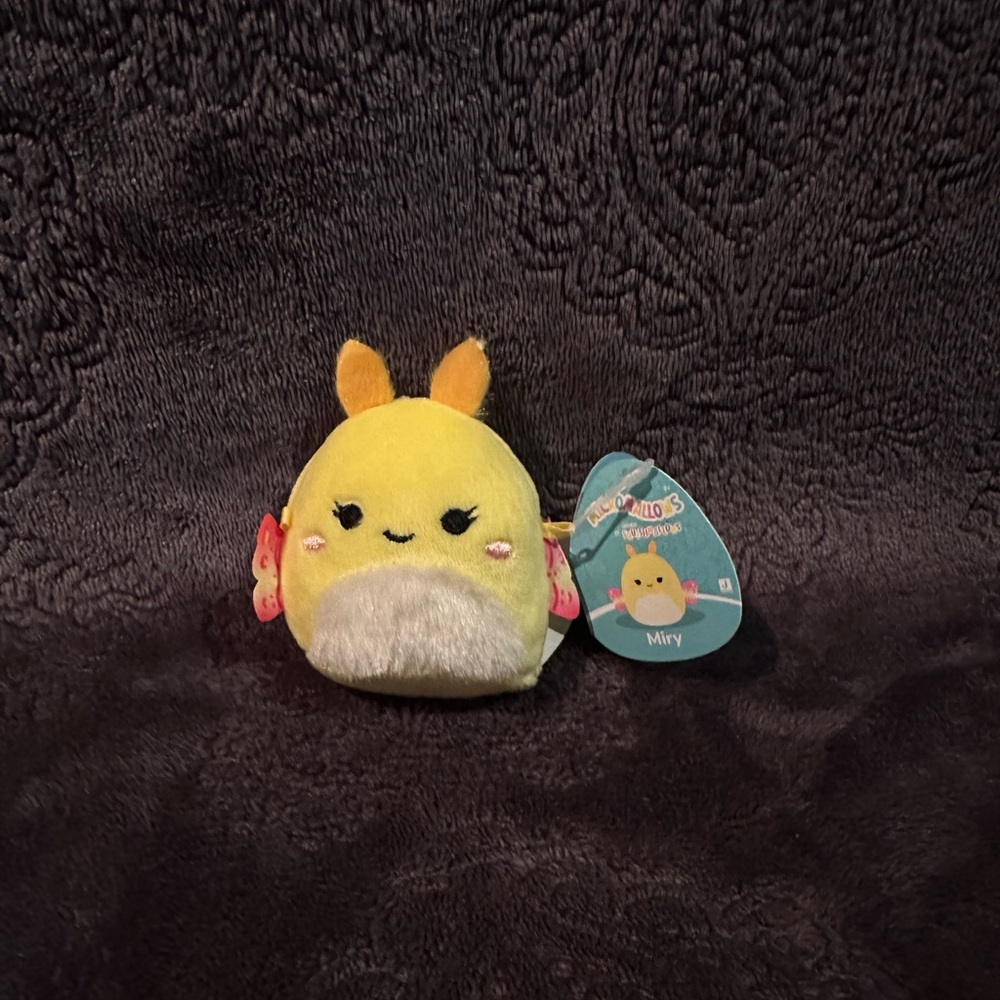 Micromallow Miry Yellow and White Plush Toy